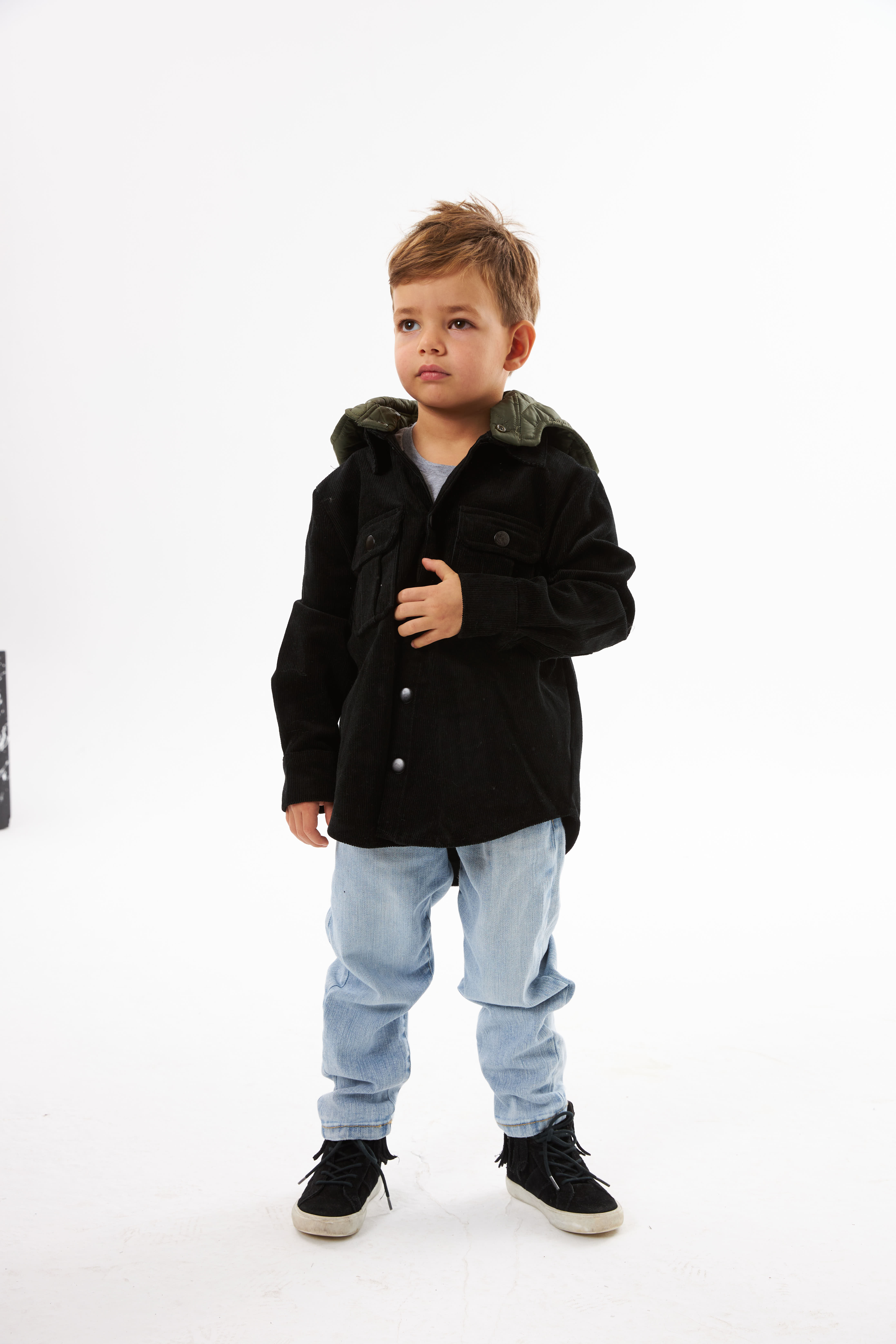 Çıkarılabilen Kapişonlu Ceket